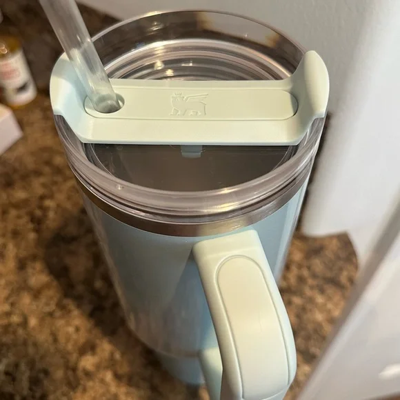 Stanley blueberry milk 40oz - Picture 11 of 14